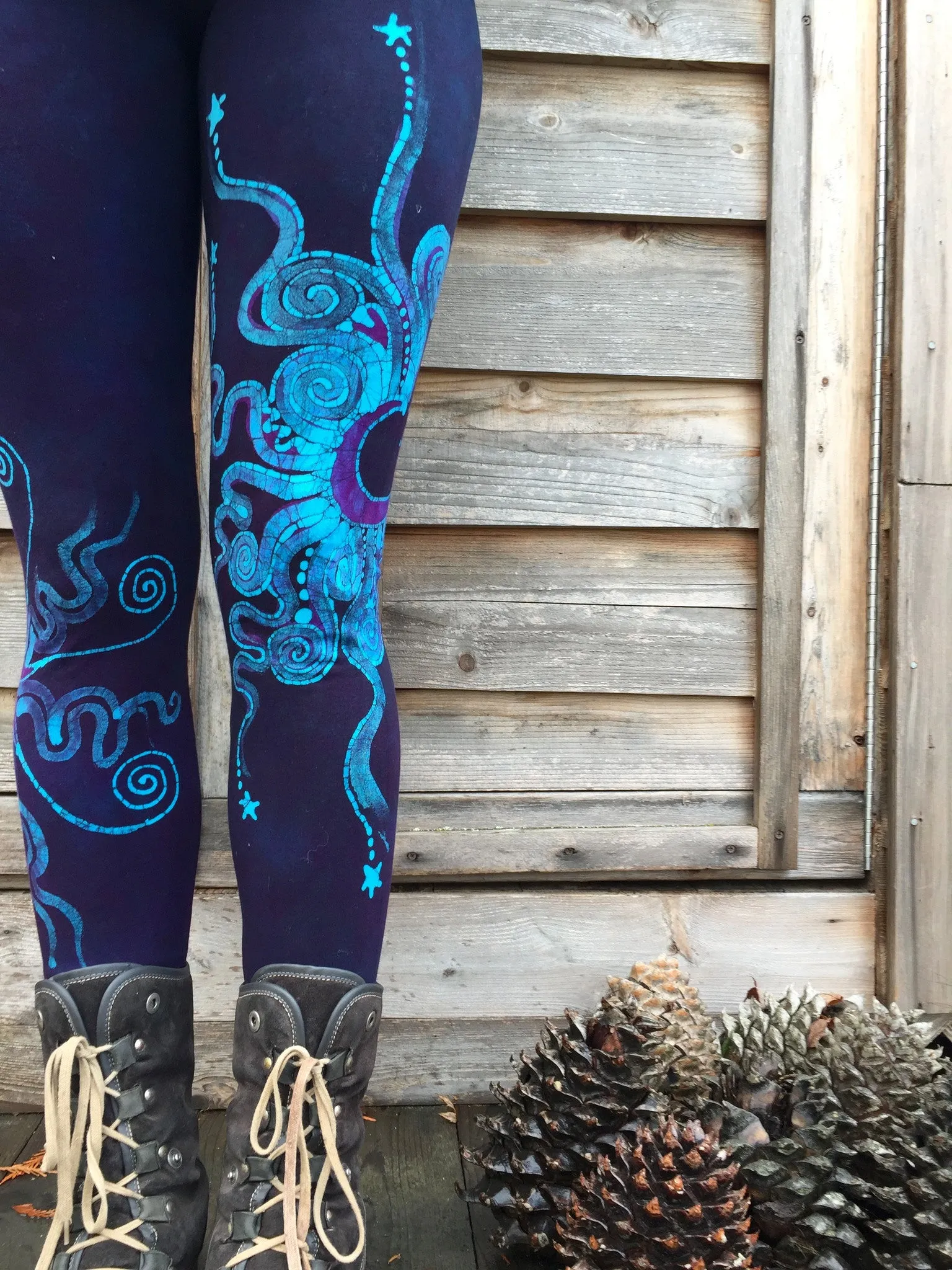 Festival by Moonlight Deep Purple Batik Leggings