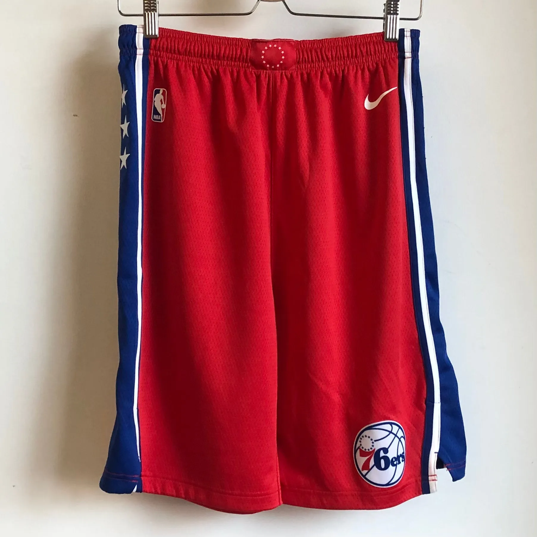 Philadelphia 76ers Shorts Youth XL